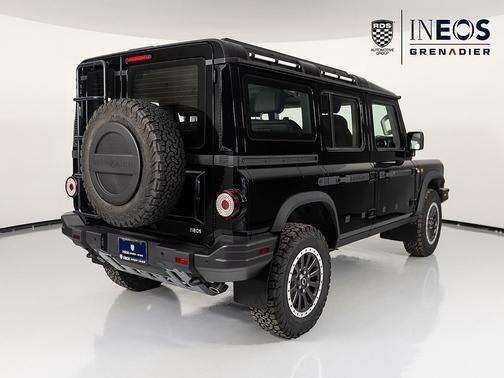 2025 INEOS Grenadier Fieldmaster
