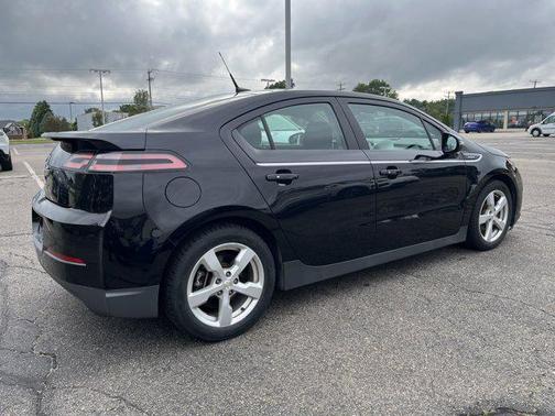 2013 Chevrolet Volt Base