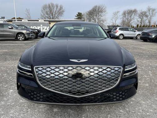 2024 Genesis Electrified G80 Advanced