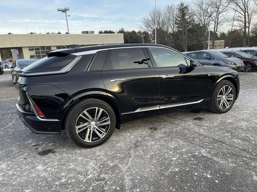 2024 Cadillac LYRIQ Luxury
