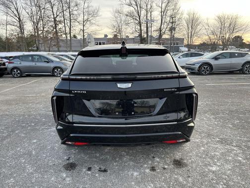 2024 Cadillac LYRIQ Luxury