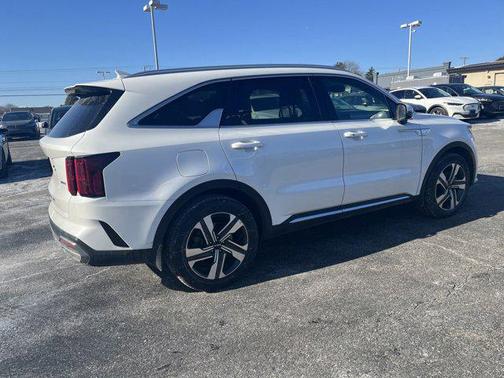 2022 Kia Sorento Plug-In Hybrid SX