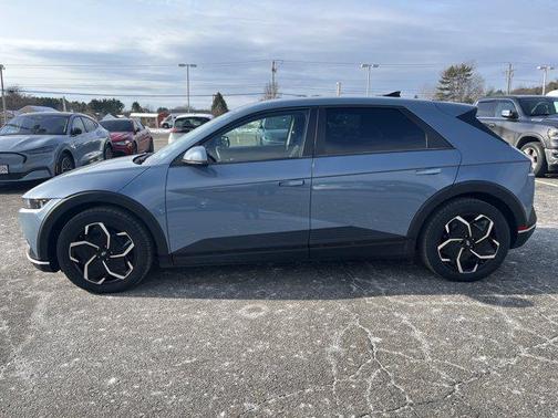 2024 Hyundai IONIQ 5 SEL