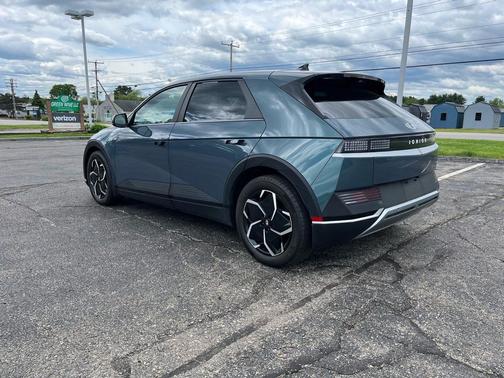 Digital Teal 2023 Hyundai IONIQ 5 SEL