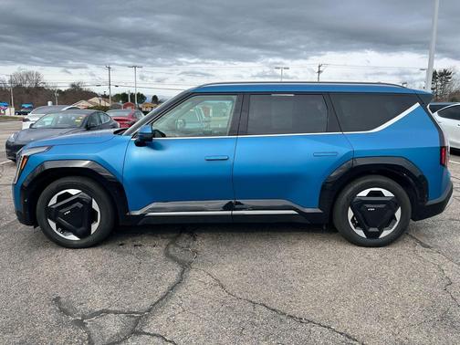 Ocean Blue Matte 2024 Kia EV9 Land
