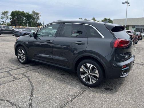 2022 Kia Niro EV EX Premium