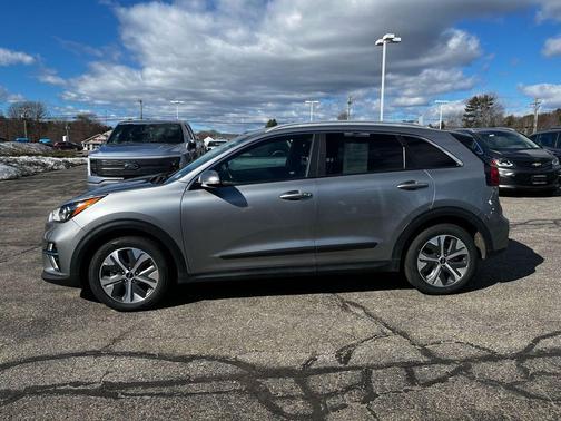 2022 Kia Niro EV S
