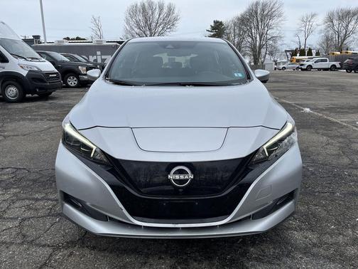 2023 Nissan Leaf SV PLUS 60 kWh
