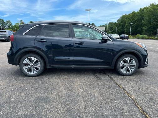 Gravity Blue 2022 Kia Niro EV EX