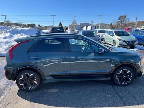 2023 Kia Niro EV Wave