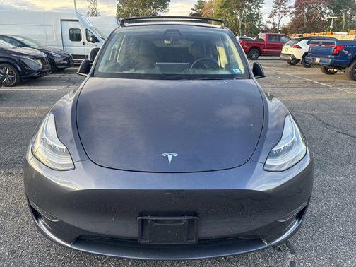 2022 Tesla Model Y Long Range Dual Motor All-Wheel Drive