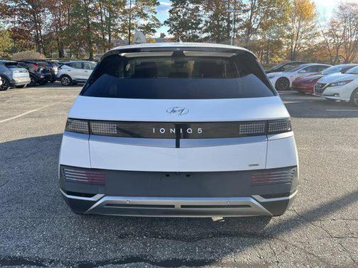 2023 Hyundai IONIQ 5 SE