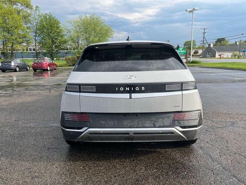 Atlas White 2023 Hyundai IONIQ 5 SEL