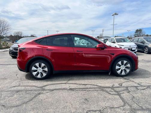 2023 Tesla Model Y Long Range Dual Motor All-Wheel Drive