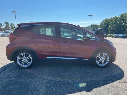 Cajun Red Tintcoat 2019 Chevrolet Bolt EV LT