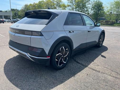Cyber Gray 2023 Hyundai IONIQ 5 SEL