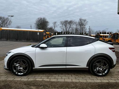 2023 Genesis GV60 Performance AWD