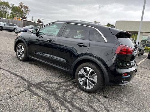 2022 Kia Niro EV EX