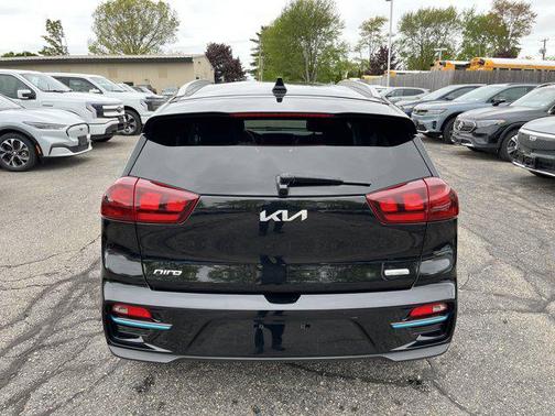 2022 Kia Niro EV EX