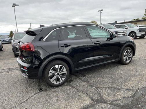 2022 Kia Niro EV EX