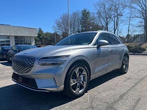 2023 Genesis Electrified GV70 Advanced AWD