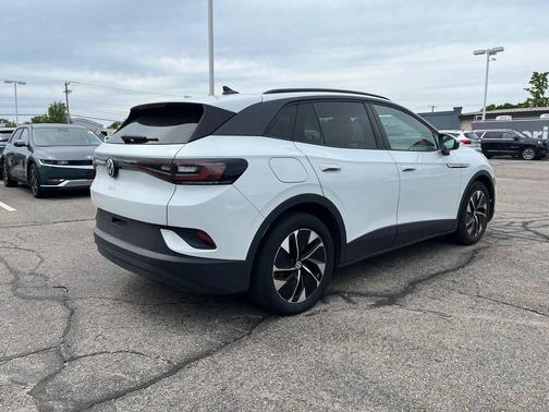 White 2021 Volkswagen ID.4 Pro S