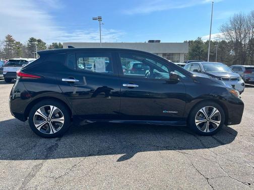 Super Black 2019 Nissan Leaf SV