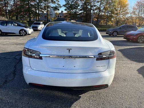 2020 Tesla Model S Long Range