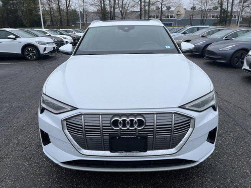 2021 Audi e-tron Premium