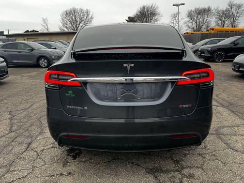2016 Tesla Model X P90D