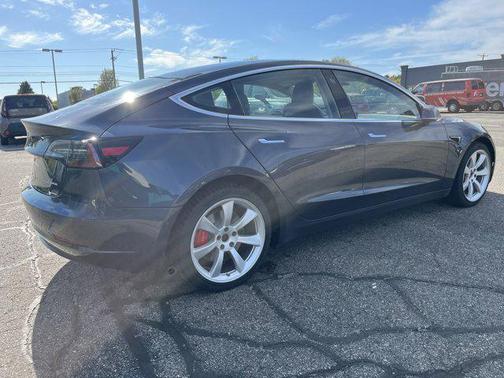 2018 Tesla Model 3 Performance