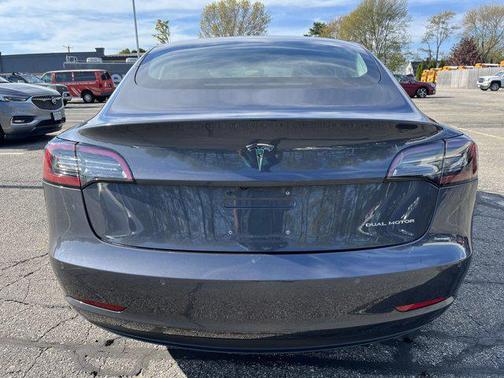 2018 Tesla Model 3 Performance