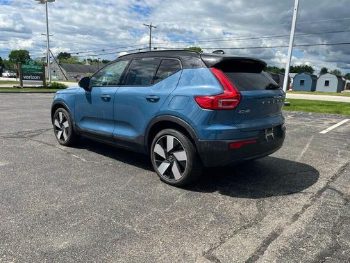 Fjord Blue Metallic 2023 Volvo XC40 Recharge Pure Electric Twin Ultimate
