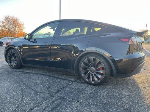 2023 Tesla Model Y Performance Dual Motor All-Wheel Drive