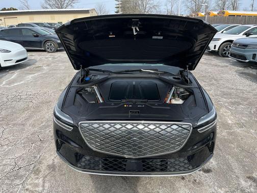 2024 Genesis Electrified GV70 Advanced AWD