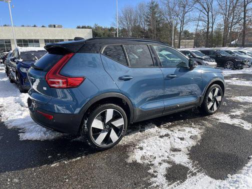2023 Volvo XC40 Recharge Pure Electric Twin Ultimate