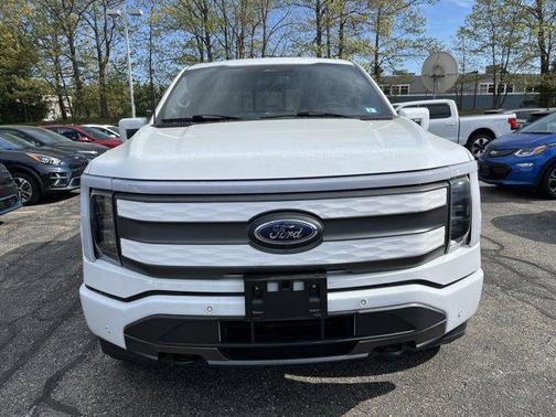 2022 Ford F-150 Lightning LARIAT