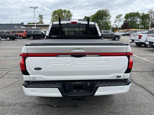 2023 Ford F-150 Lightning LARIAT
