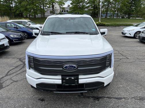 2023 Ford F-150 Lightning LARIAT