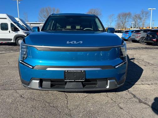 Ocean Blue 2024 Kia EV9 Wind