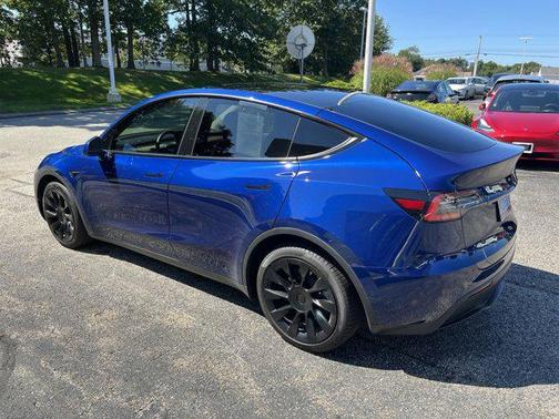 2021 Tesla Model Y Long Range Dual Motor All-Wheel Drive