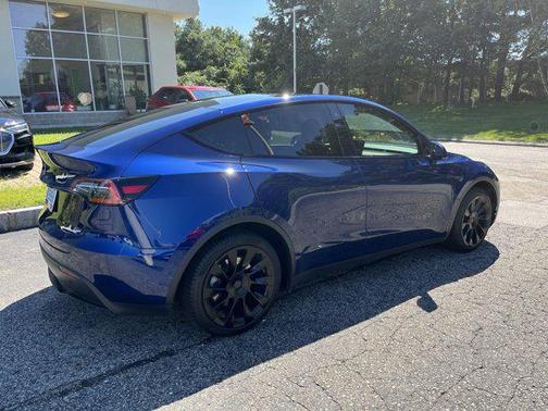 2021 Tesla Model Y Long Range Dual Motor All-Wheel Drive