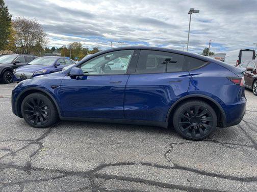 2021 Tesla Model Y Long Range Dual Motor All-Wheel Drive