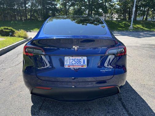 2021 Tesla Model Y Long Range Dual Motor All-Wheel Drive