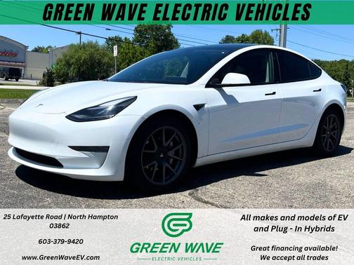 Pearl White Multi-Coat 2022 Tesla Model 3 Long Range