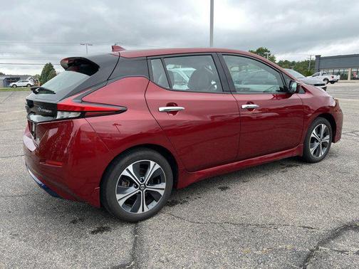 2022 Nissan Leaf SL PLUS 62 kWh