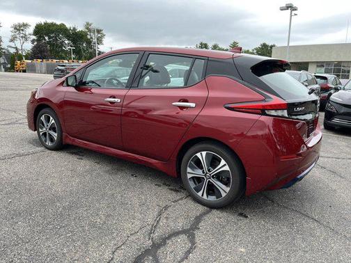 2022 Nissan Leaf SL PLUS 62 kWh