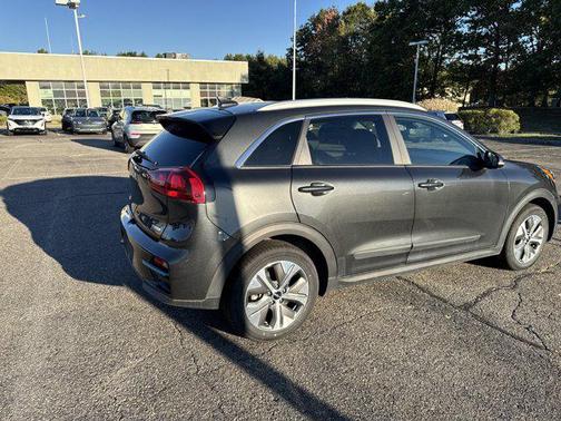 2022 Kia Niro EV EX