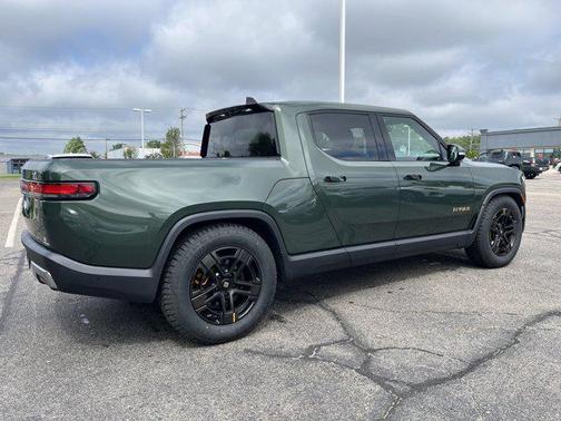 2023 Rivian R1T Adventure Quad Motor Large Pack