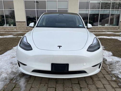 2023 Tesla Model Y Performance Dual Motor All-Wheel Drive